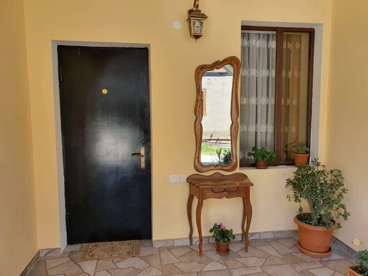 Guesthouse Kurdiani In Mestia Luaran gambar
